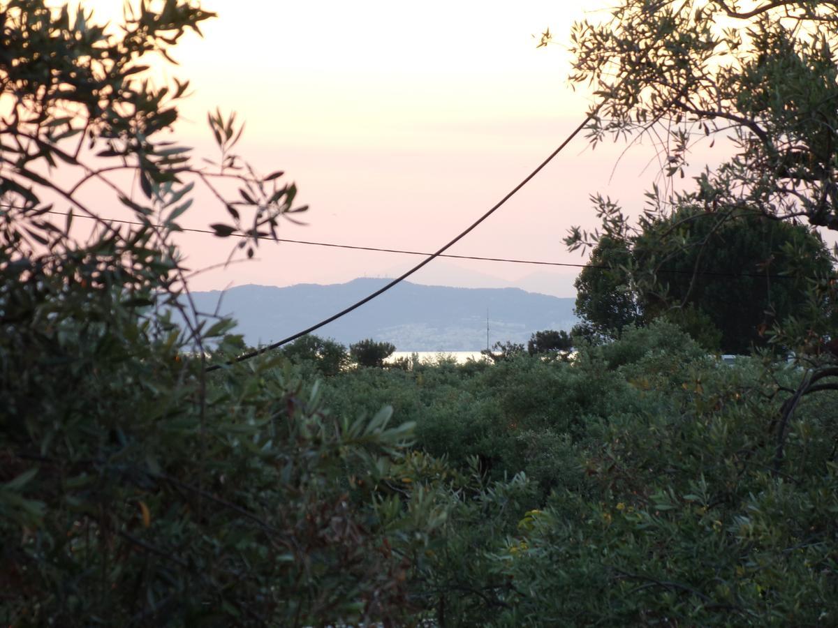 Villa Karapataki Skala Rachoni  ภายนอก รูปภาพ